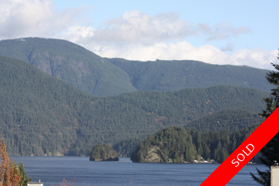 Deep Cove apartment for sale: PANORAMA PLACE 3 bedroom 1,226 sq.ft. (Listed 2010-01-31)